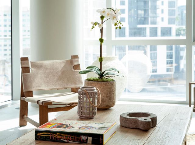 851 NE 1st Avenue 812, Miami, FL 33132