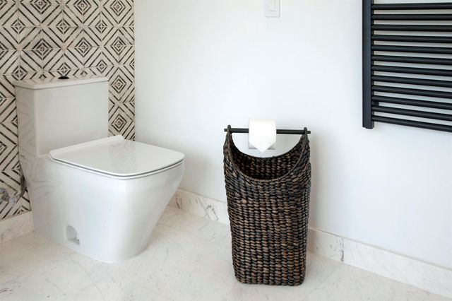 851 NE 1st Avenue 812, Miami, FL 33132