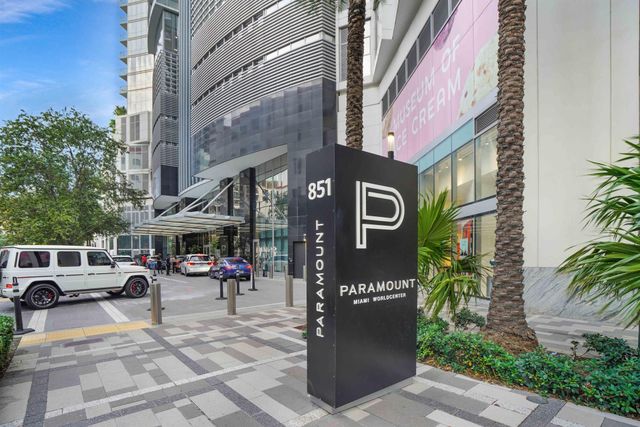 851 NE 1st Avenue 812, Miami, FL 33132