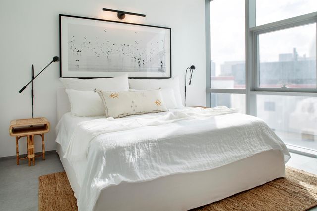 851 NE 1st Avenue 812, Miami, FL 33132