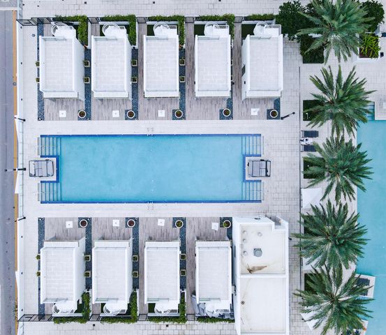 851 NE 1st Avenue 812, Miami, FL 33132