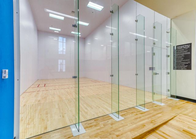 851 NE 1st Avenue 812, Miami, FL 33132