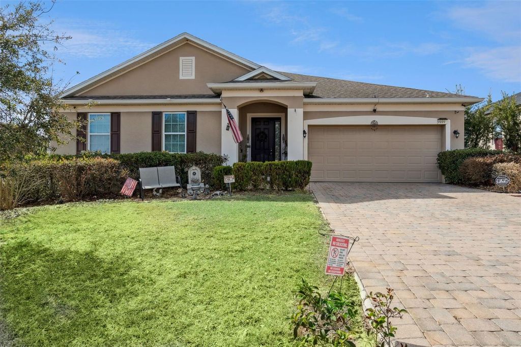 Image 2 of property listing at 9889 LENOX STREET, Clermont, FL 34711