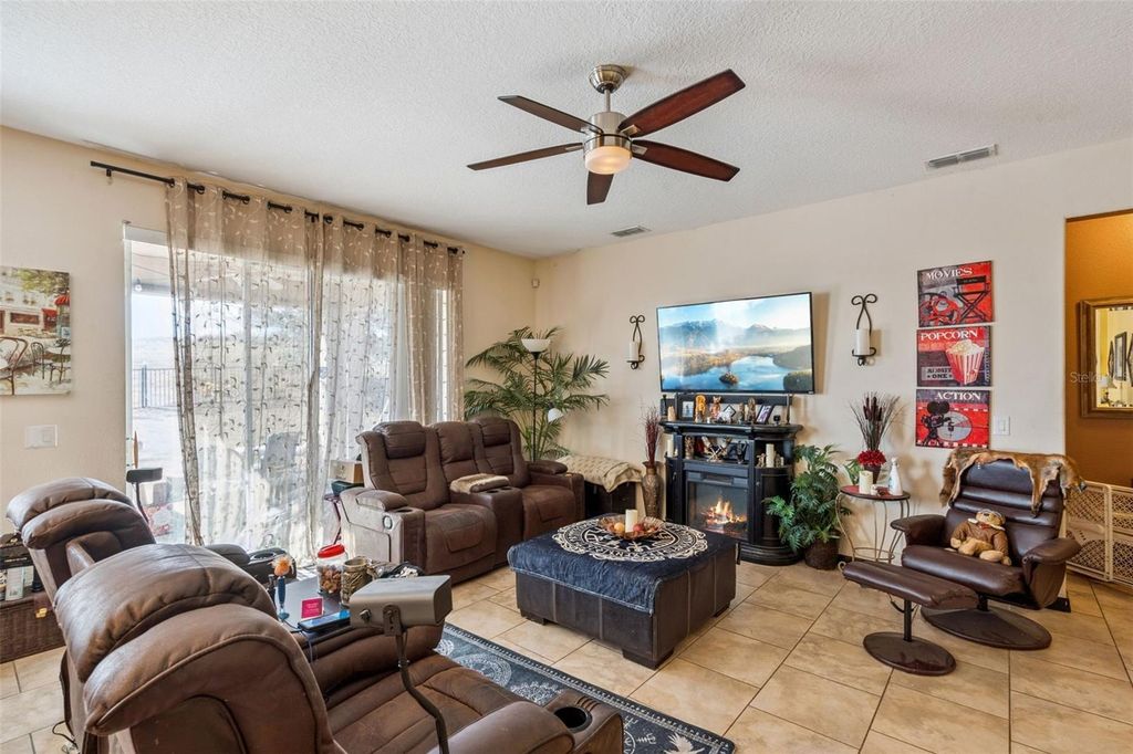 Image 11 of property listing at 9889 LENOX STREET, Clermont, FL 34711