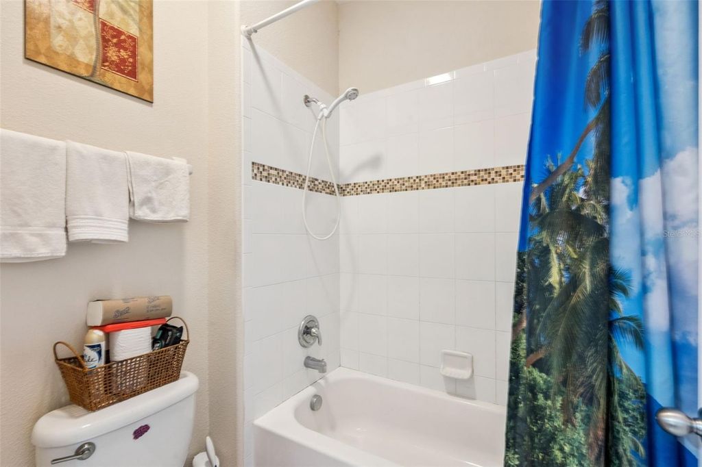 Image 30 of property listing at 9889 LENOX STREET, Clermont, FL 34711