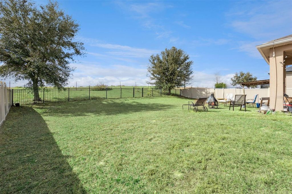 Image 37 of property listing at 9889 LENOX STREET, Clermont, FL 34711