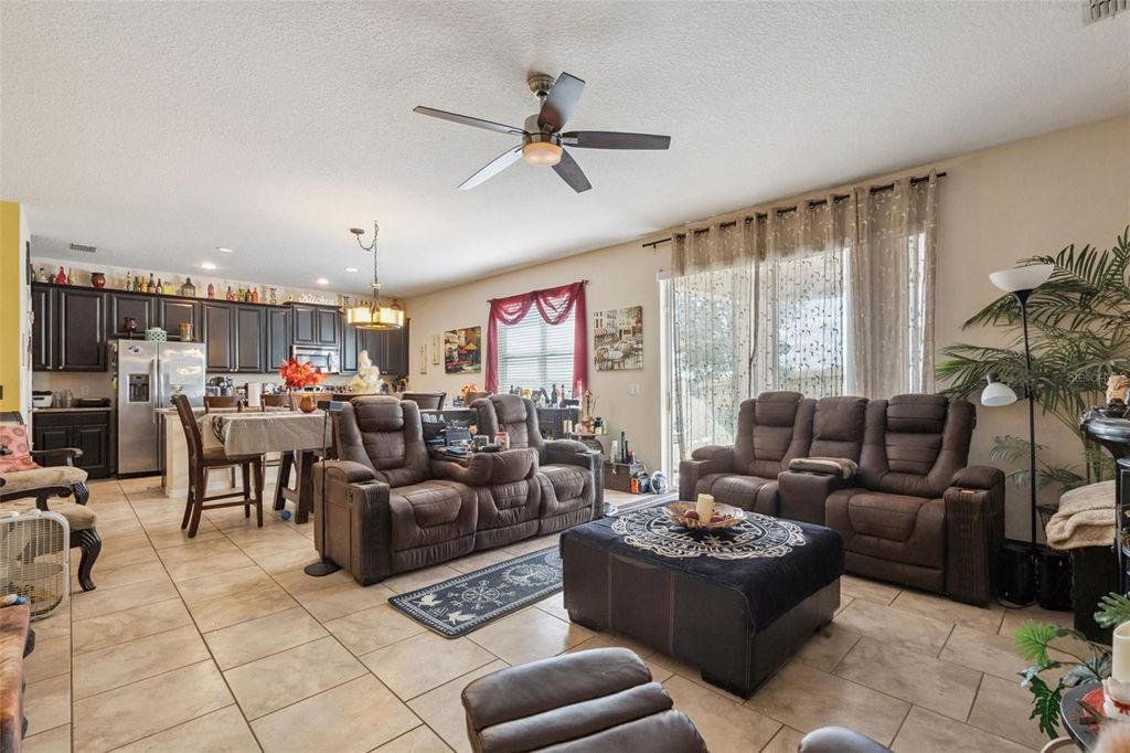 Image 9 of property listing at 9889 LENOX STREET, Clermont, FL 34711