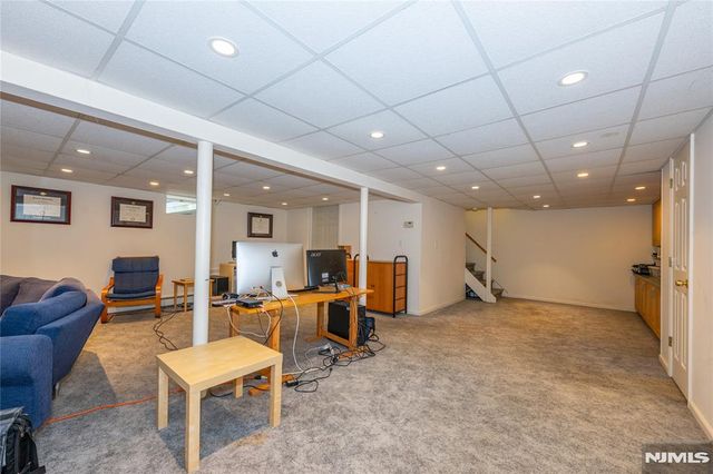 32 Natalie Drive, West Caldwell, NJ 07006