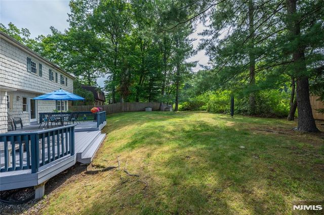 32 Natalie Drive, West Caldwell, NJ 07006