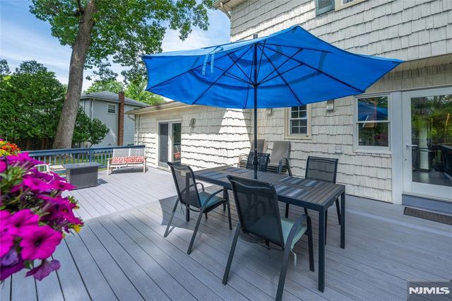 32 Natalie Drive, West Caldwell, NJ 07006