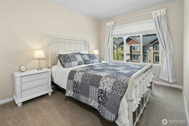 527 Pilchuck Path, Everett, WA 98201