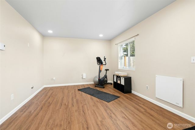 527 Pilchuck Path, Everett, WA 98201