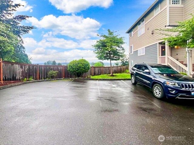 527 Pilchuck Path, Everett, WA 98201