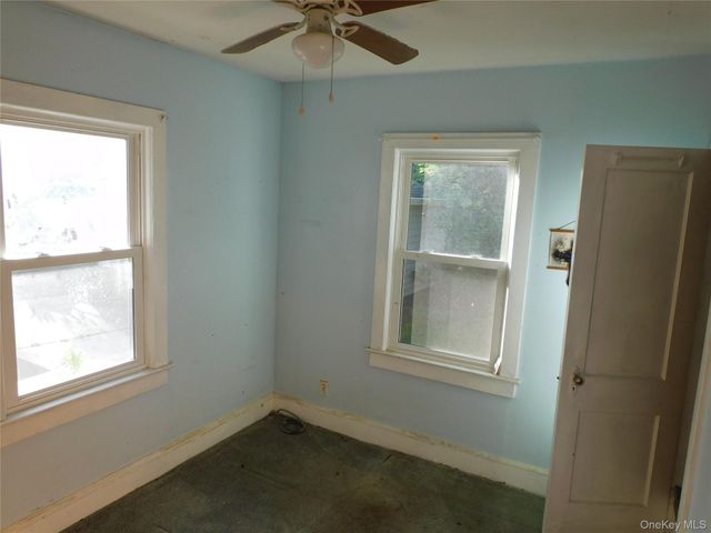 40 Wood Road, Centereach, NY 11720