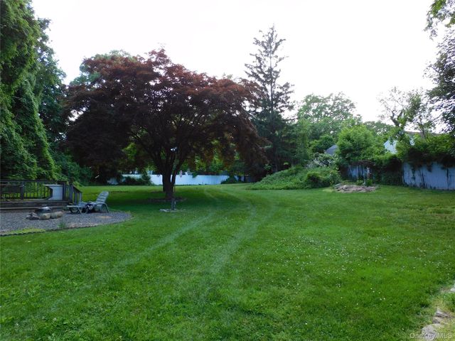 40 Wood Road, Centereach, NY 11720