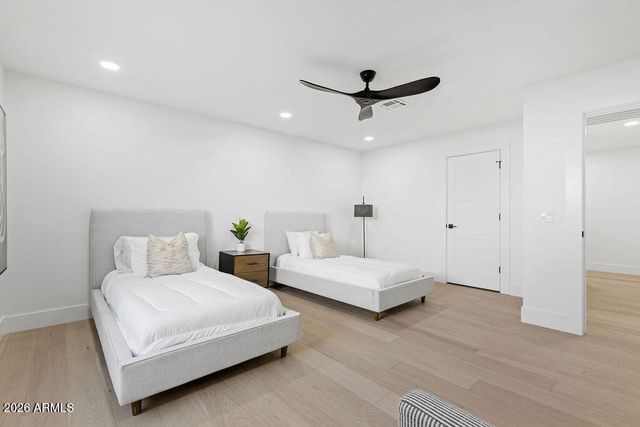 6010 E GREENWAY Lane E, Scottsdale, AZ 85254