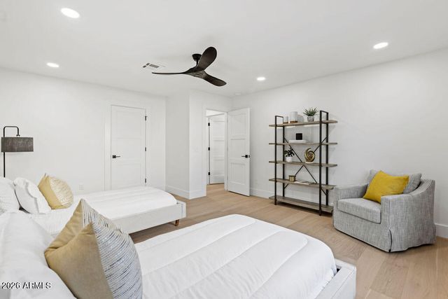 6010 E GREENWAY Lane E, Scottsdale, AZ 85254