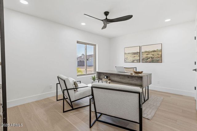 6010 E GREENWAY Lane E, Scottsdale, AZ 85254