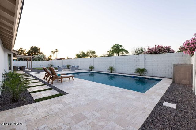 6010 E GREENWAY Lane E, Scottsdale, AZ 85254