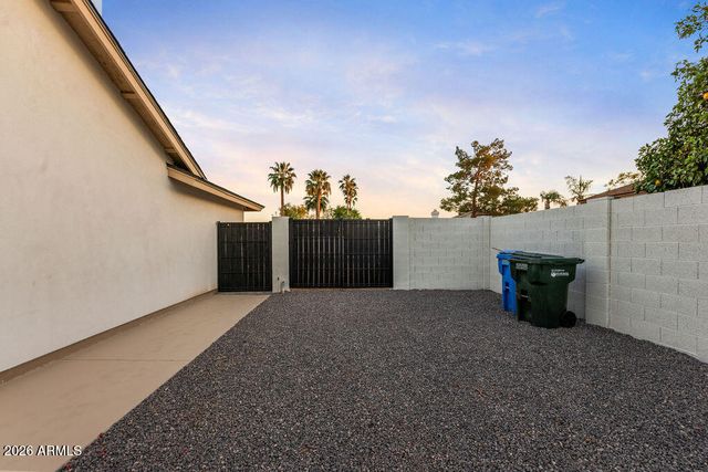 6010 E GREENWAY Lane E, Scottsdale, AZ 85254