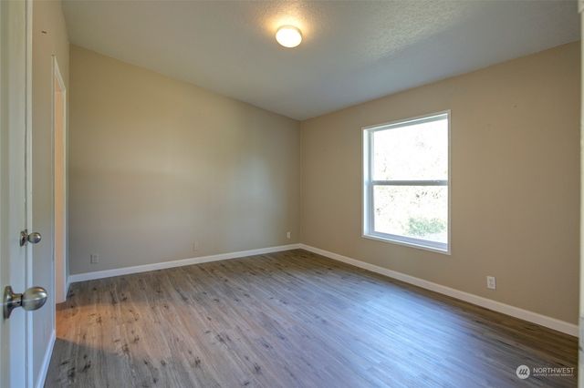 384 N Razor Clam Drive SW, Ocean Shores, WA 98569