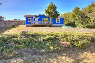 384 N Razor Clam Drive SW, Ocean Shores, WA 98569