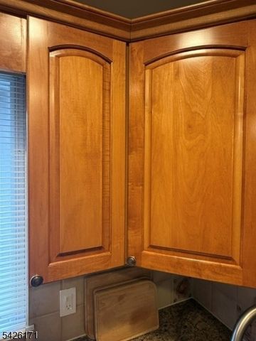 20 Susquehanna Ave, Rochelle Park Twp., NJ 07662