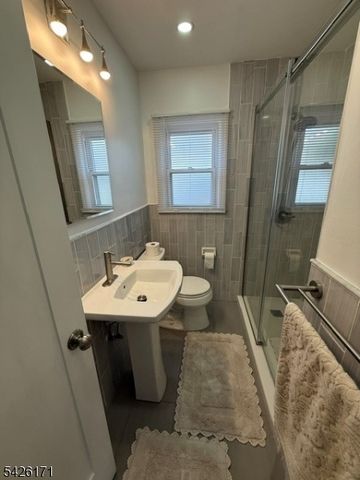 20 Susquehanna Ave, Rochelle Park Twp., NJ 07662