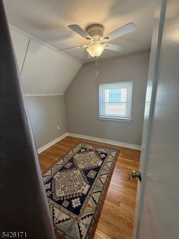 20 Susquehanna Ave, Rochelle Park Twp., NJ 07662