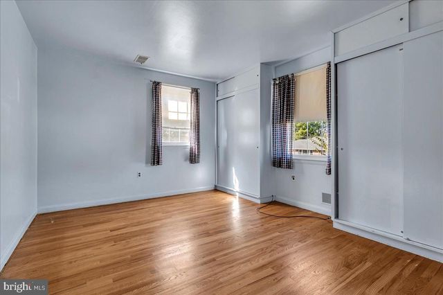 2010 KYNWYD RD, Wilmington, DE 19810