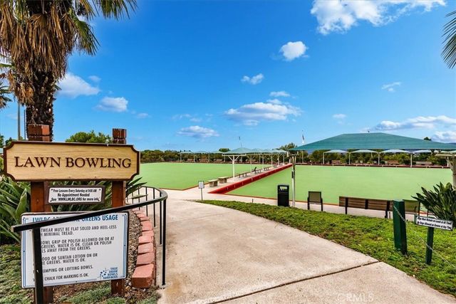 214 Avenida Majorca o, Laguna Woods, CA 92637