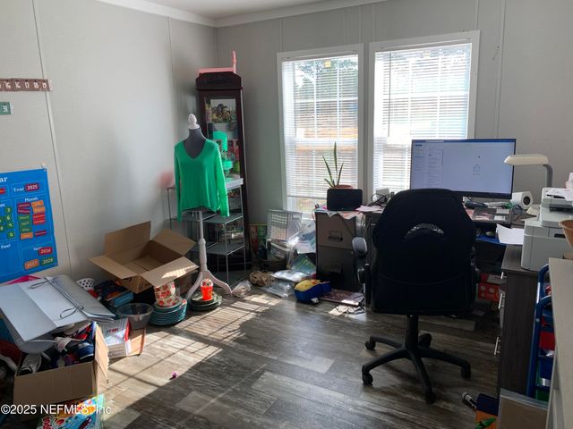 132 LAKE LUCY Court, Interlachen, FL 32148