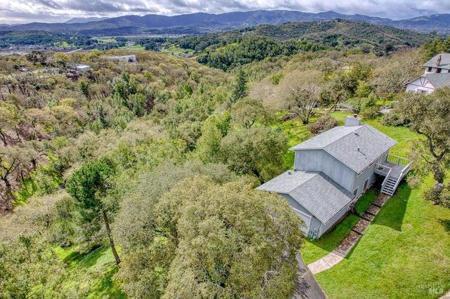 2511 Laguna Vista Dr, Novato, CA 94945