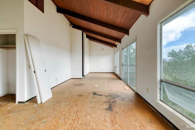 2511 Laguna Vista Dr, Novato, CA 94945