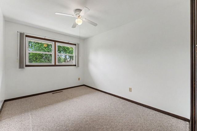 9425 Larch Drive, Munster, IN 46321