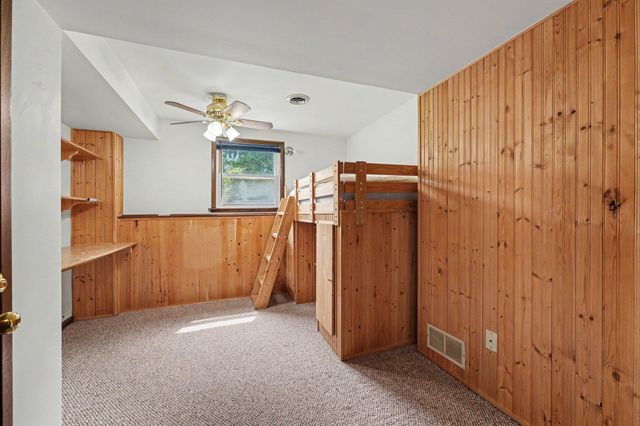 9425 Larch Drive, Munster, IN 46321