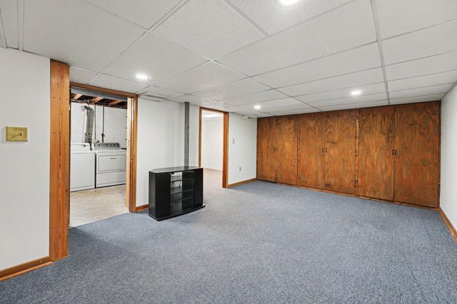 9425 Larch Drive, Munster, IN 46321