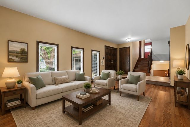 9425 Larch Drive, Munster, IN 46321