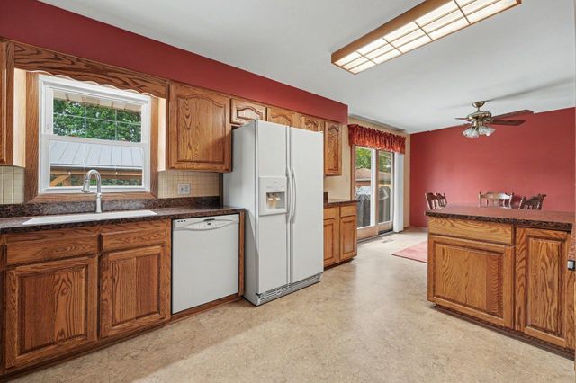 9425 Larch Drive, Munster, IN 46321