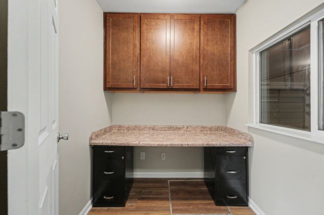 655 N 450 W, Valparaiso, IN 46385