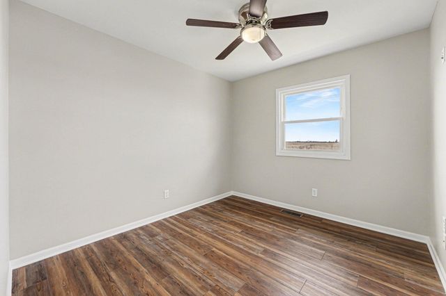 655 N 450 W, Valparaiso, IN 46385