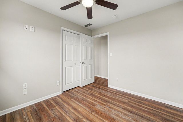 655 N 450 W, Valparaiso, IN 46385