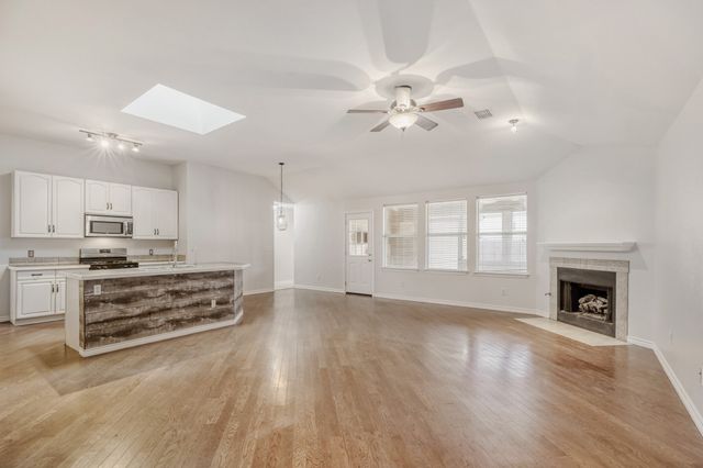 308 Butternut Drive, Fate, TX 75087