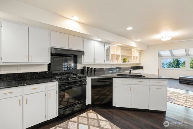 4617 103rd Lane NE, Kirkland, WA 98033