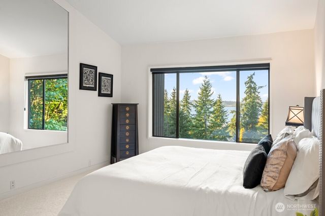 4617 103rd Lane NE, Kirkland, WA 98033