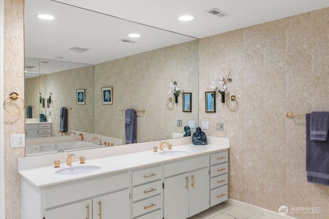 4617 103rd Lane NE, Kirkland, WA 98033