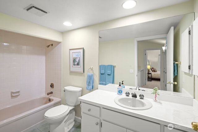 4617 103rd Lane NE, Kirkland, WA 98033