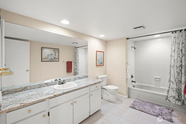 4617 103rd Lane NE, Kirkland, WA 98033