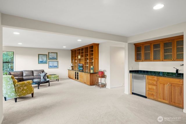 4617 103rd Lane NE, Kirkland, WA 98033