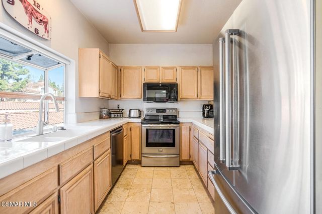 5782 Oak Bank Trail 103, Oak Park, CA 91377